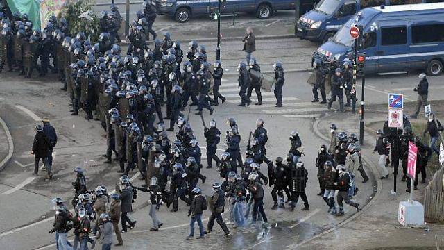 Nantes, 22 février : Les blessés portent plainte et la police riposte.
